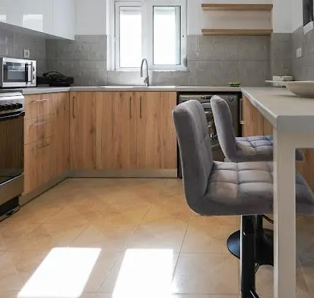 Zoe's House * מסטיכרי
